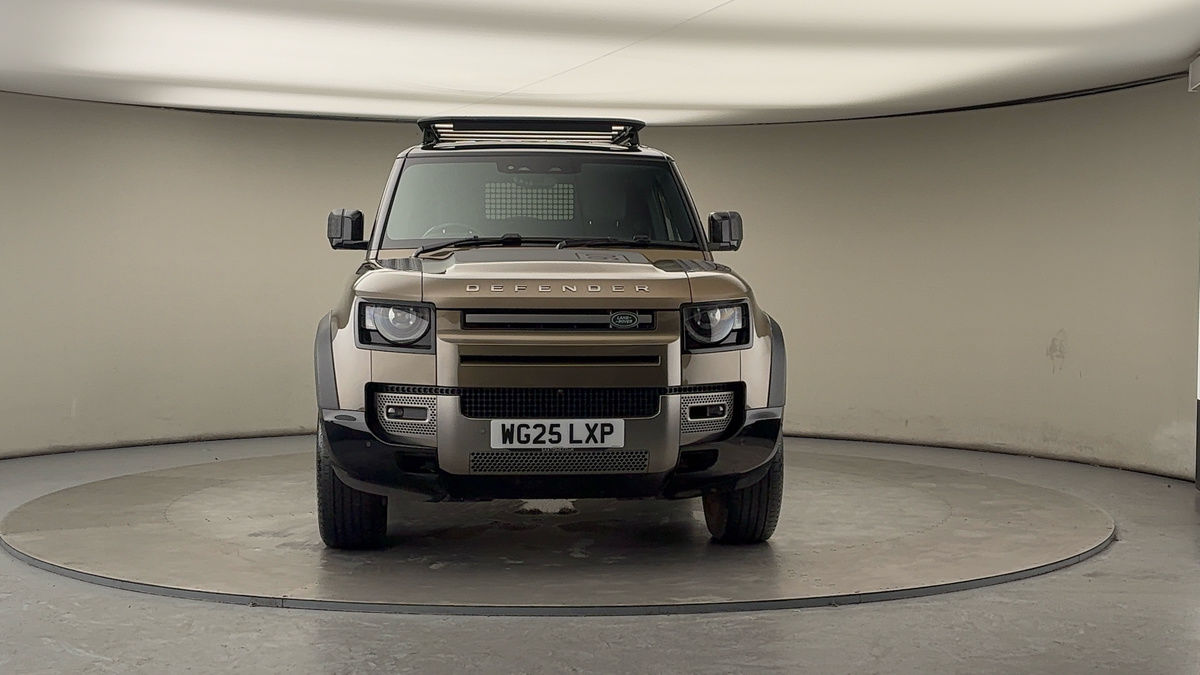 More views of Land Rover Defender 90