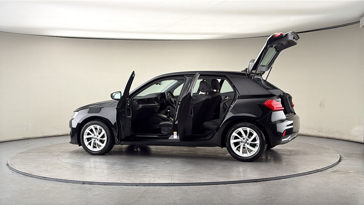 More views of Audi A1