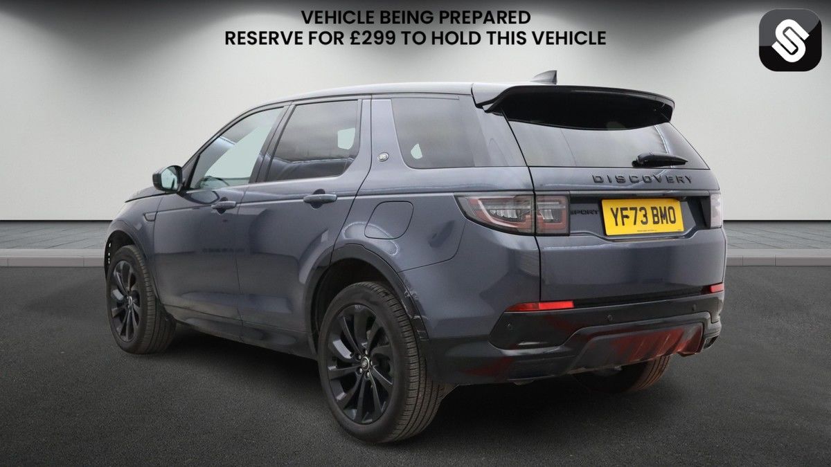 Land Rover Discovery Sport Image 3