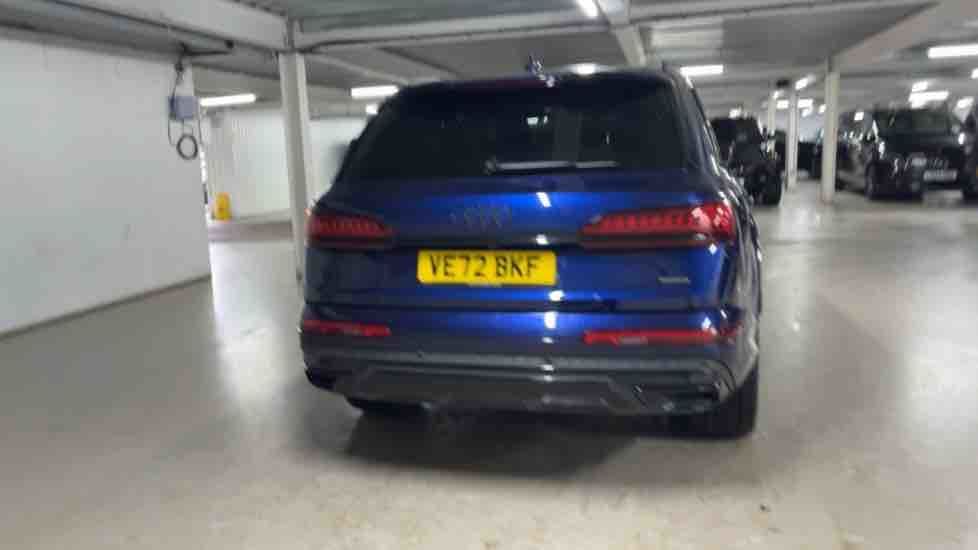 More views of Audi Q7