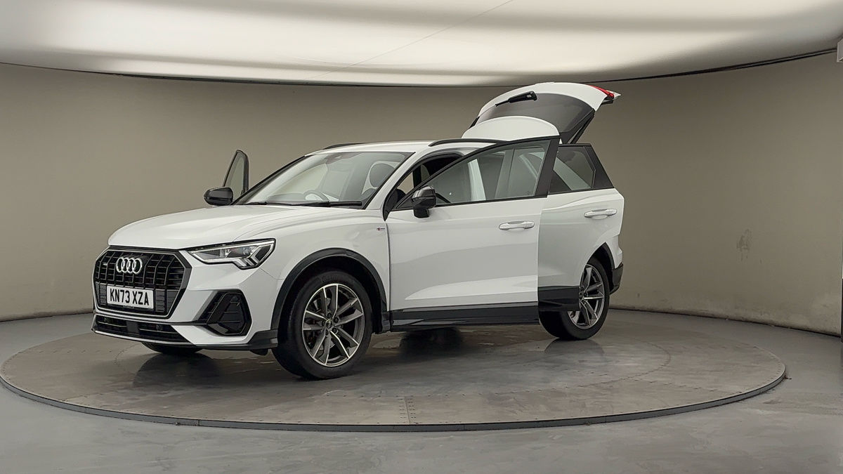 Audi Q3 Image 22