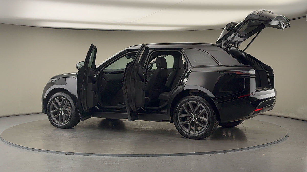 More views of Land Rover Range Rover Velar