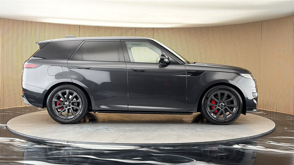 Land Rover Range Rover Sport Image 16