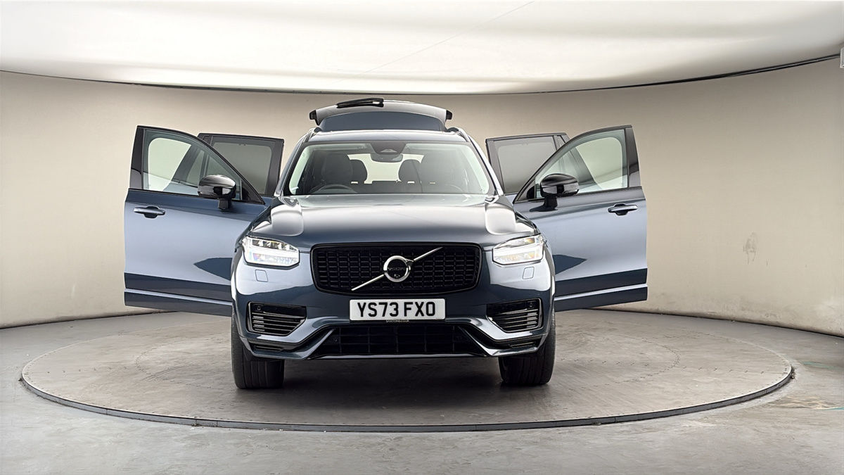 More views of Volvo XC90
