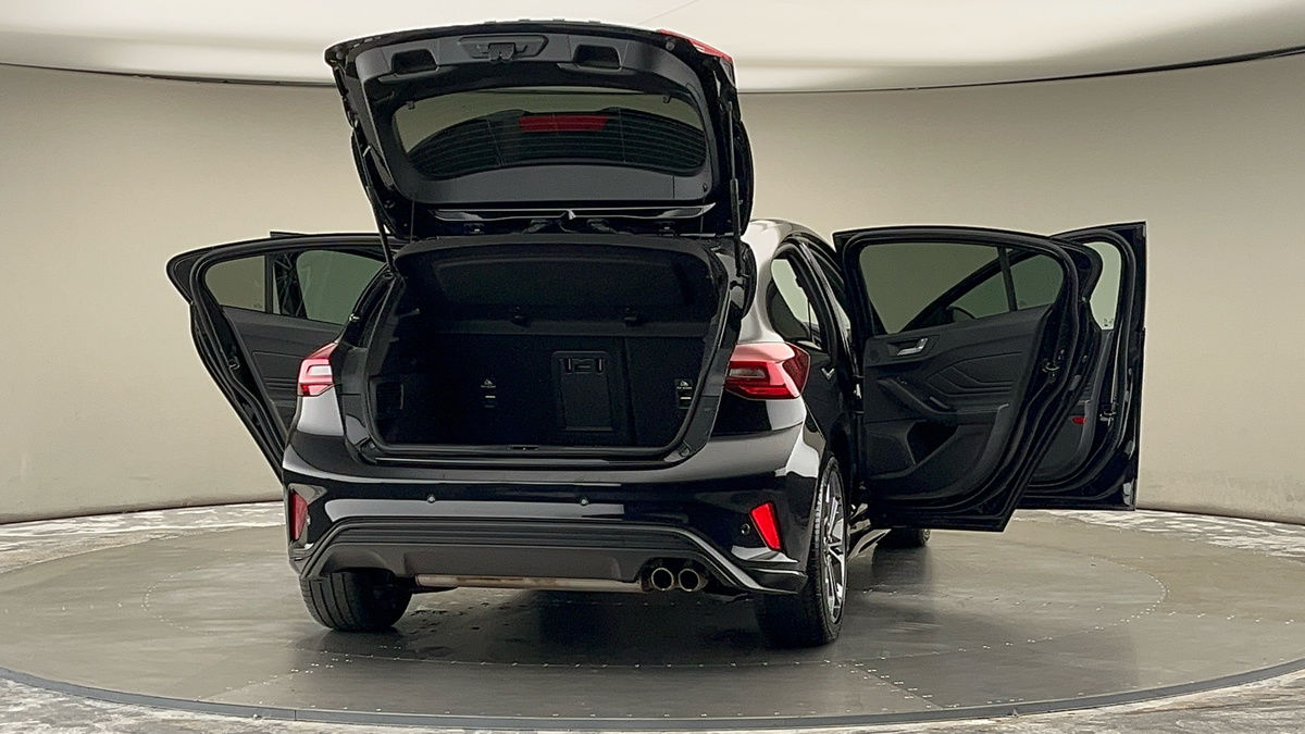 More views of Ford Focus