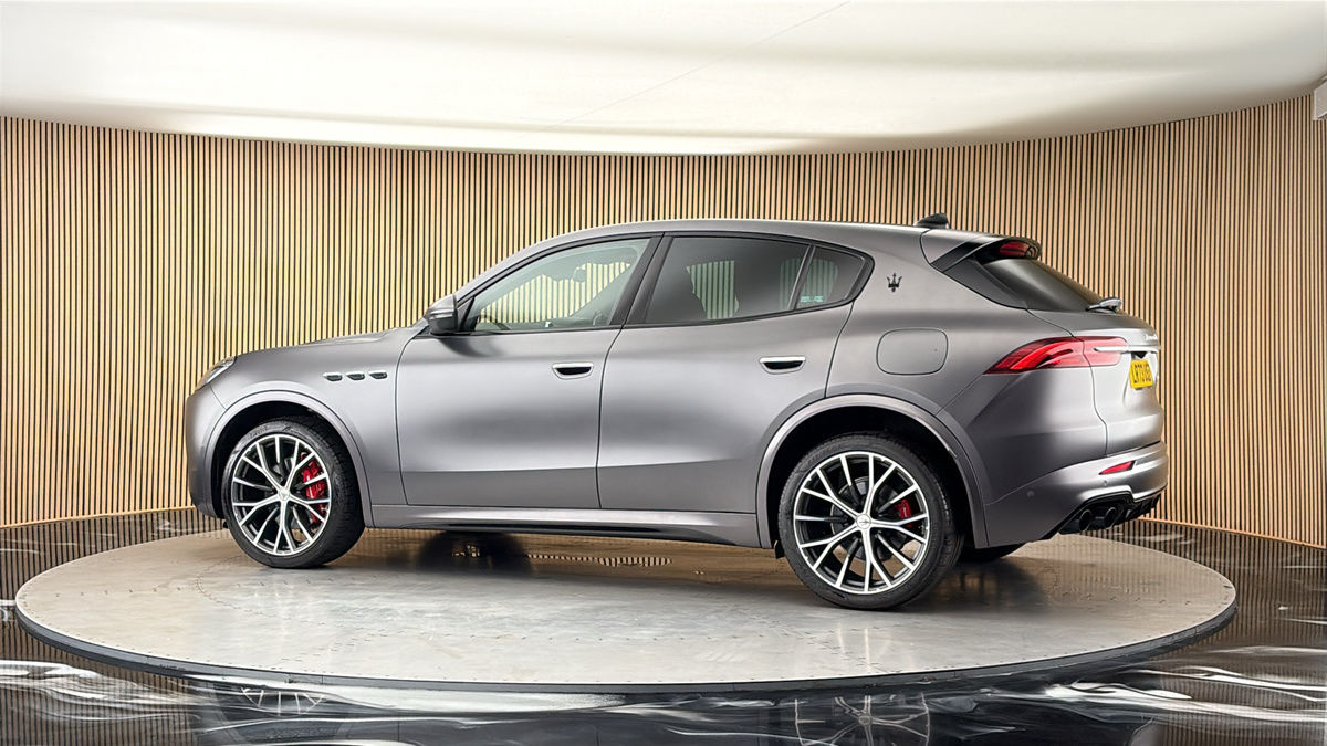 More views of Maserati Grecale