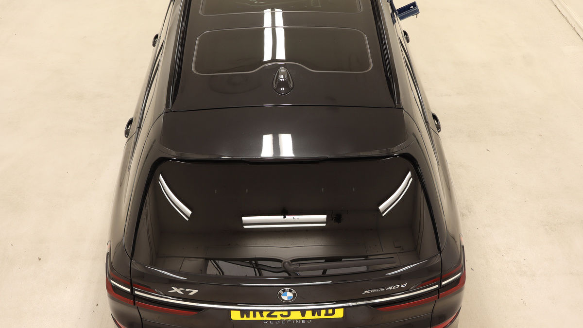 BMW X7 Image 8