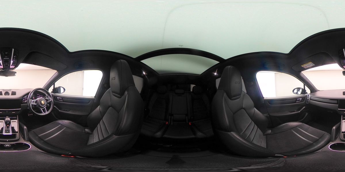 More views of Porsche Cayenne