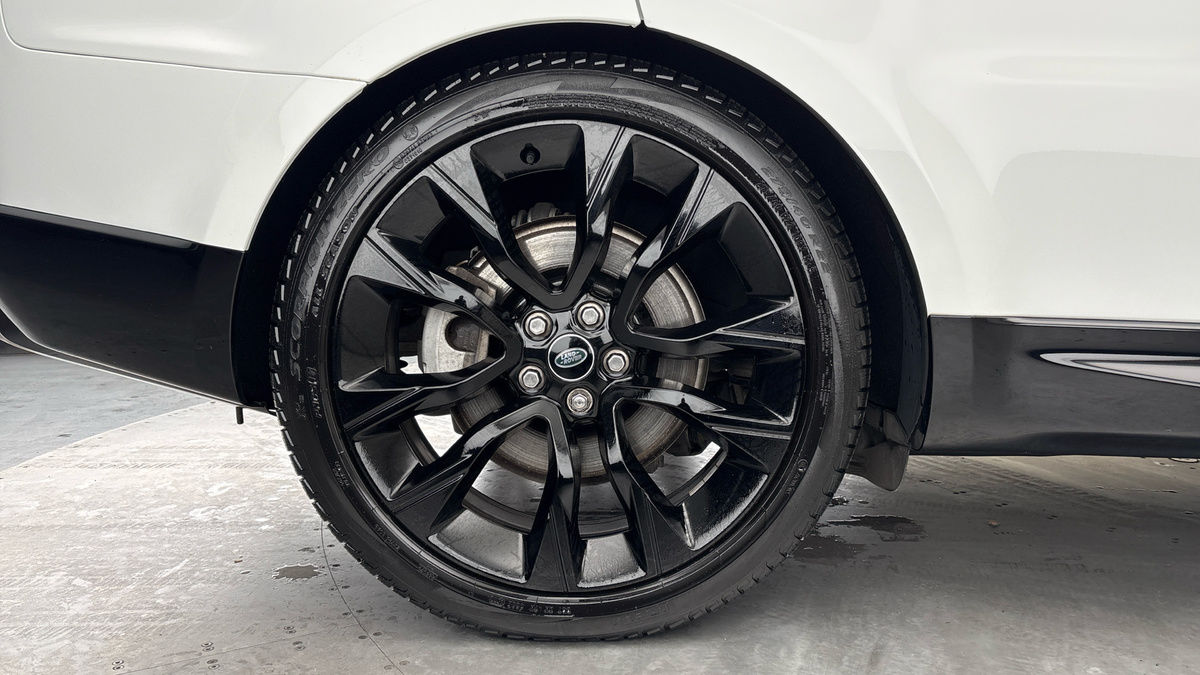 Land Rover Range Rover Sport Image 10