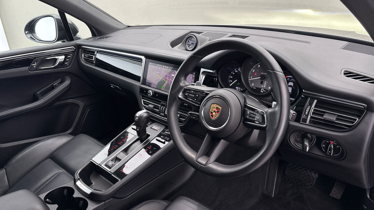 Porsche Macan Image 5