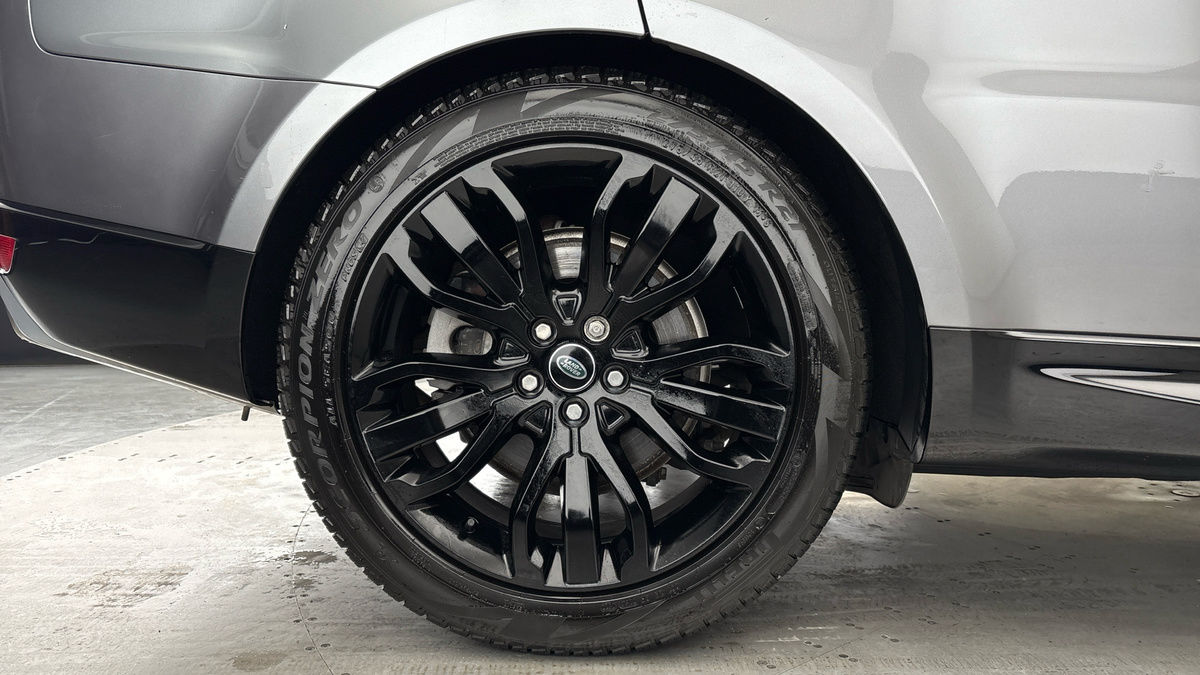 Land Rover Range Rover Sport Image 10