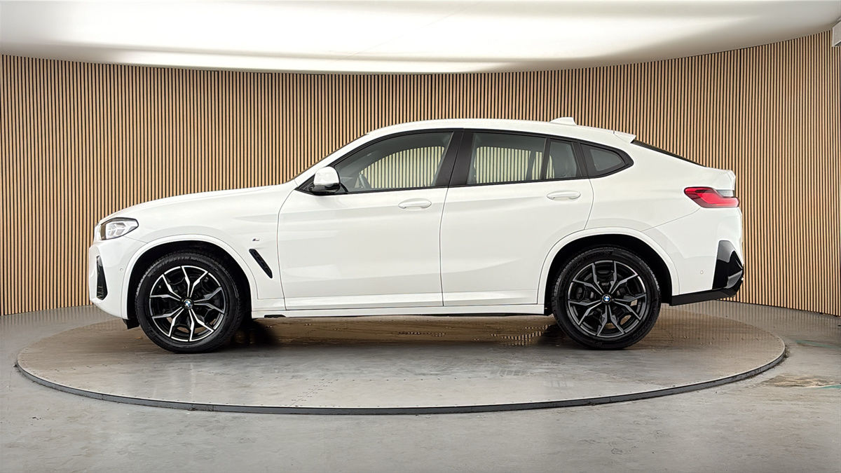 BMW X4 Image 15