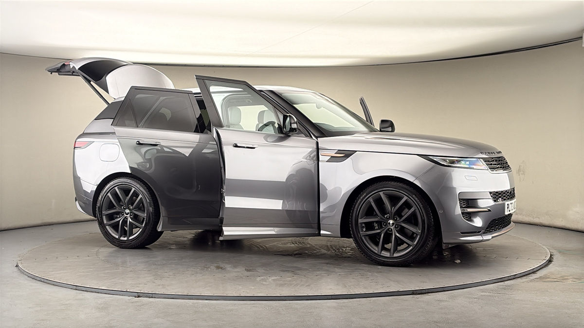 More views of Land Rover Range Rover Sport