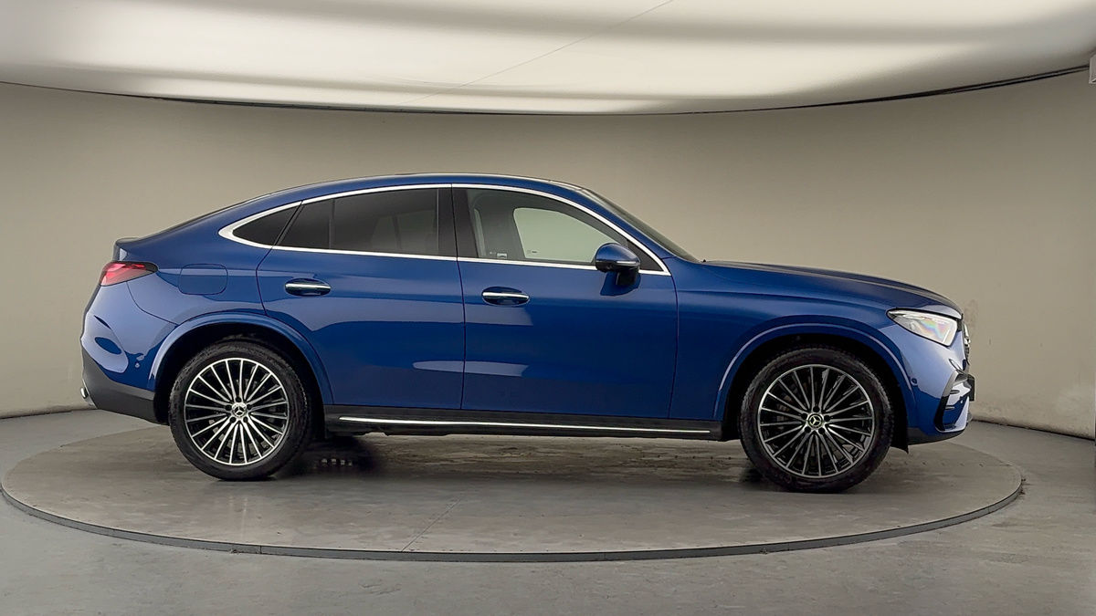 More views of Mercedes-Benz GLC