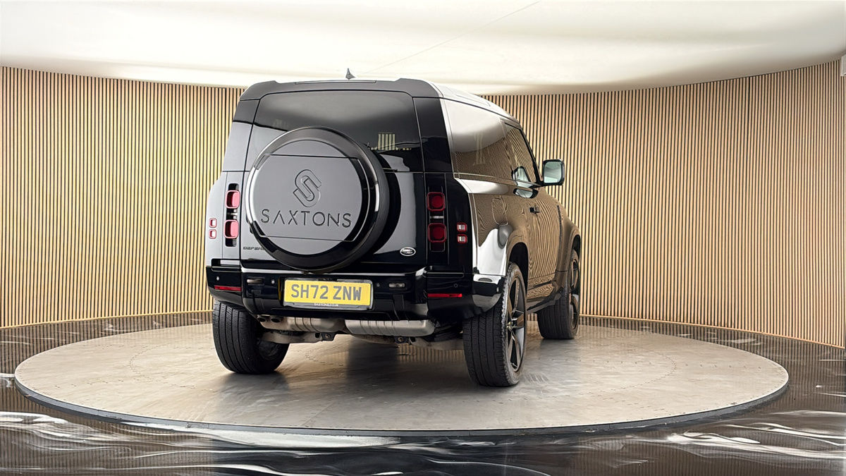 More views of Land Rover Defender 90