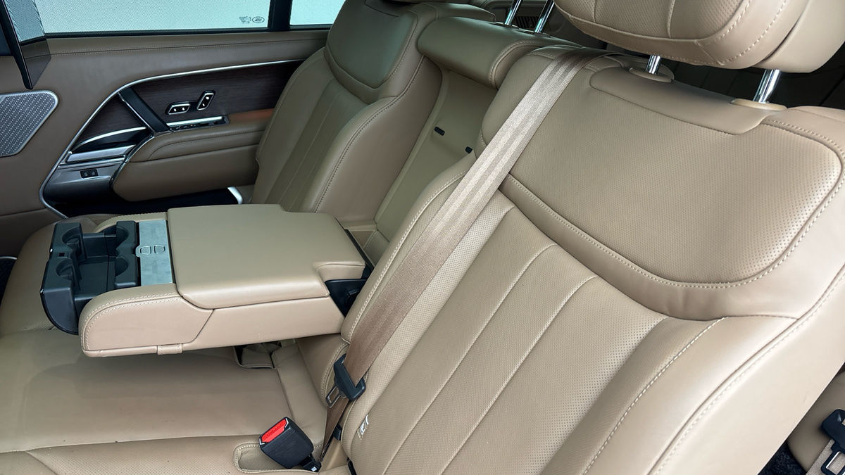 Land Rover Range Rover Image 9