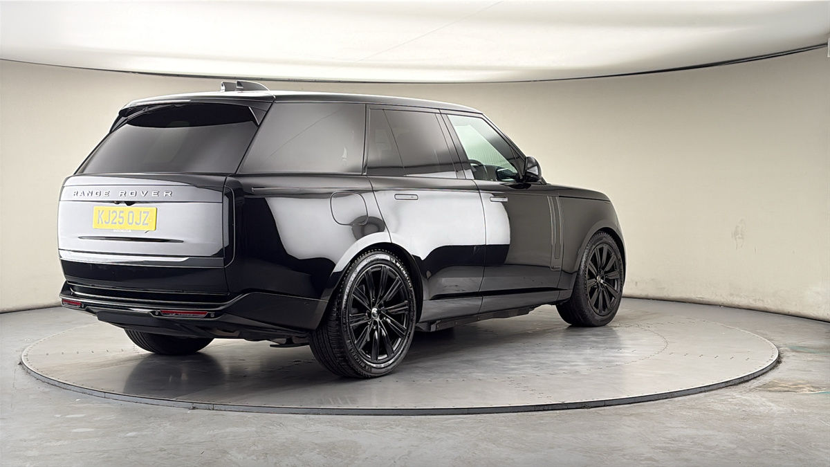 More views of Land Rover Range Rover
