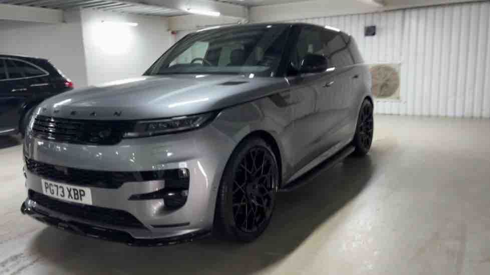 More views of Land Rover Range Rover Sport