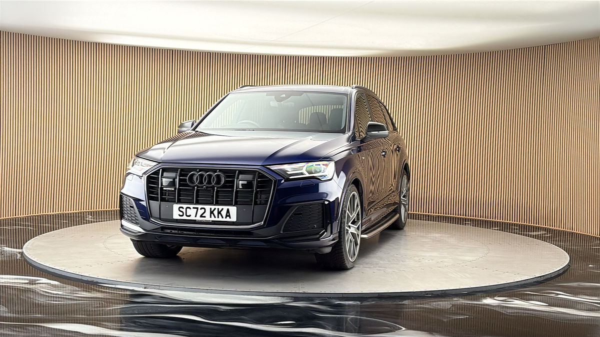 More views of Audi Q7