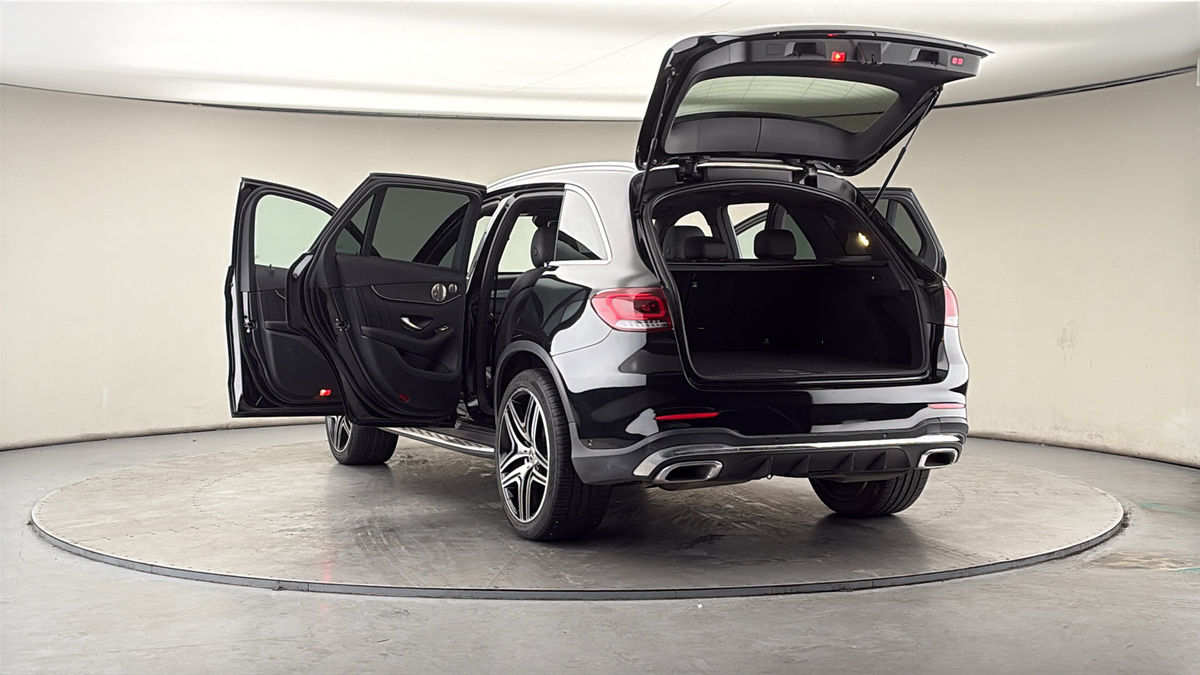 More views of Mercedes-Benz GLC