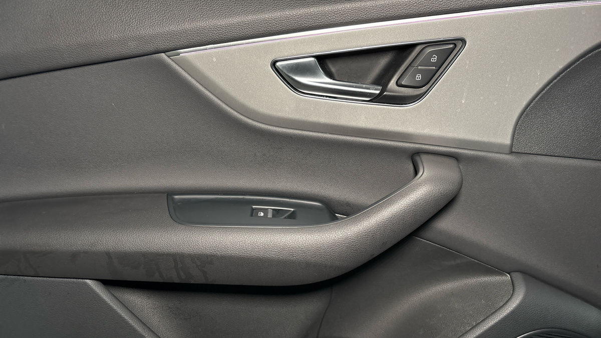 Audi Q7 Image 19