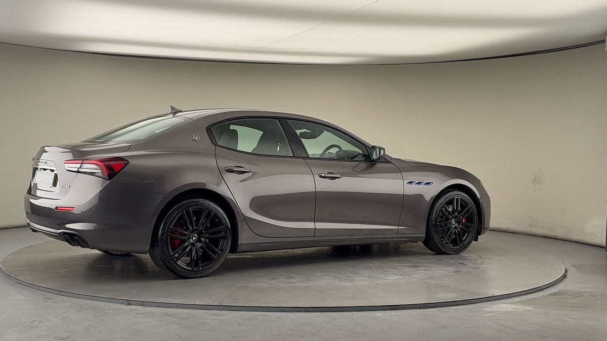 More views of Maserati Ghibli