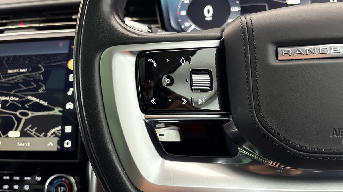 Land Rover Range Rover Image 13
