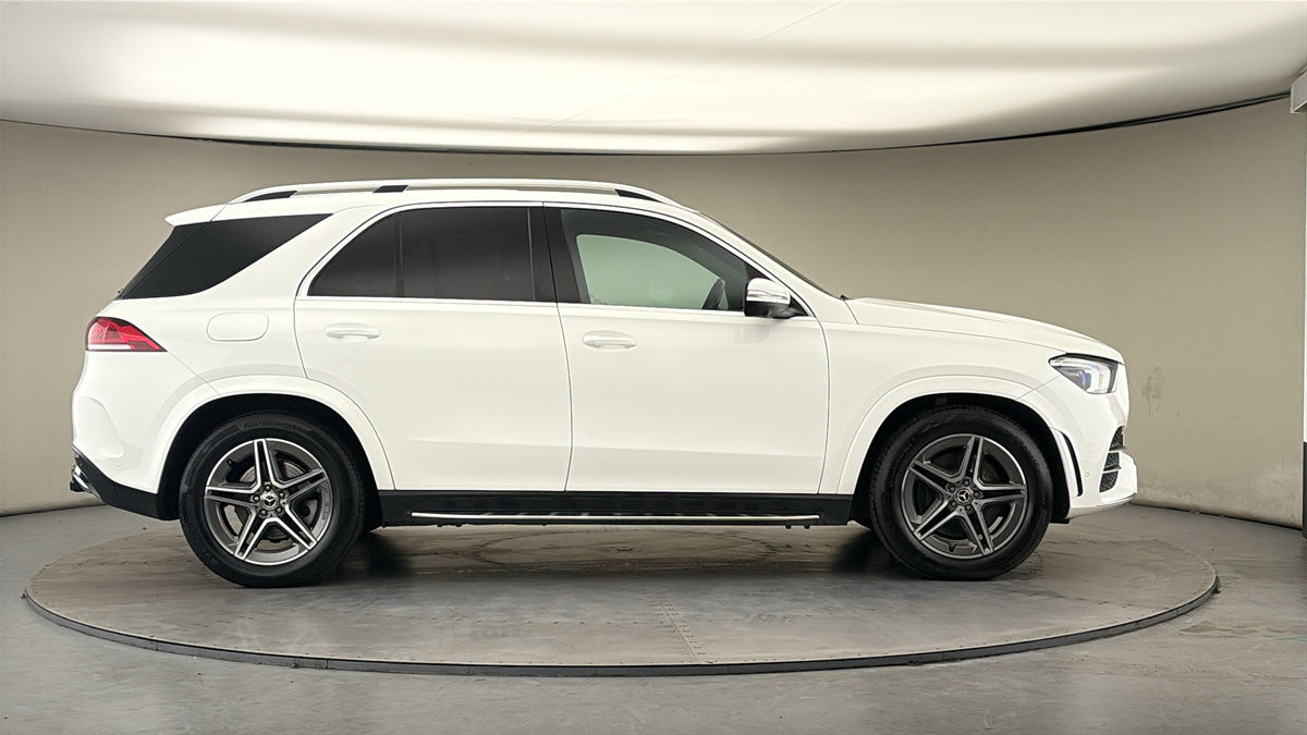 Mercedes-Benz GLE Image 16