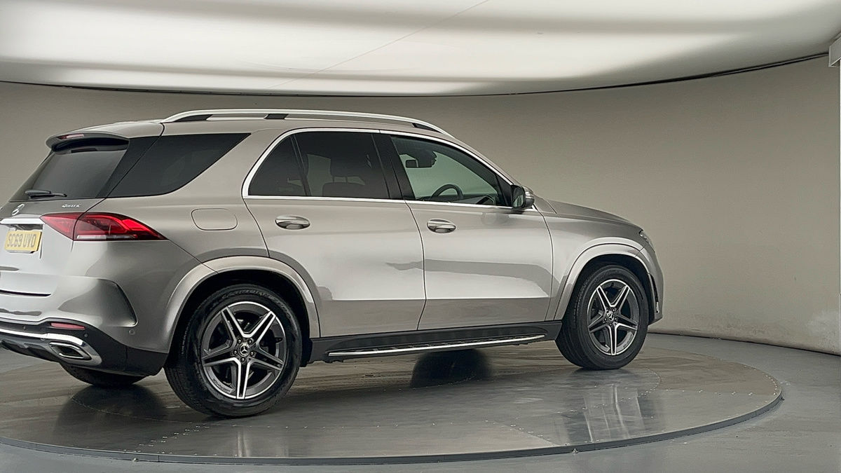 More views of Mercedes-Benz GLE