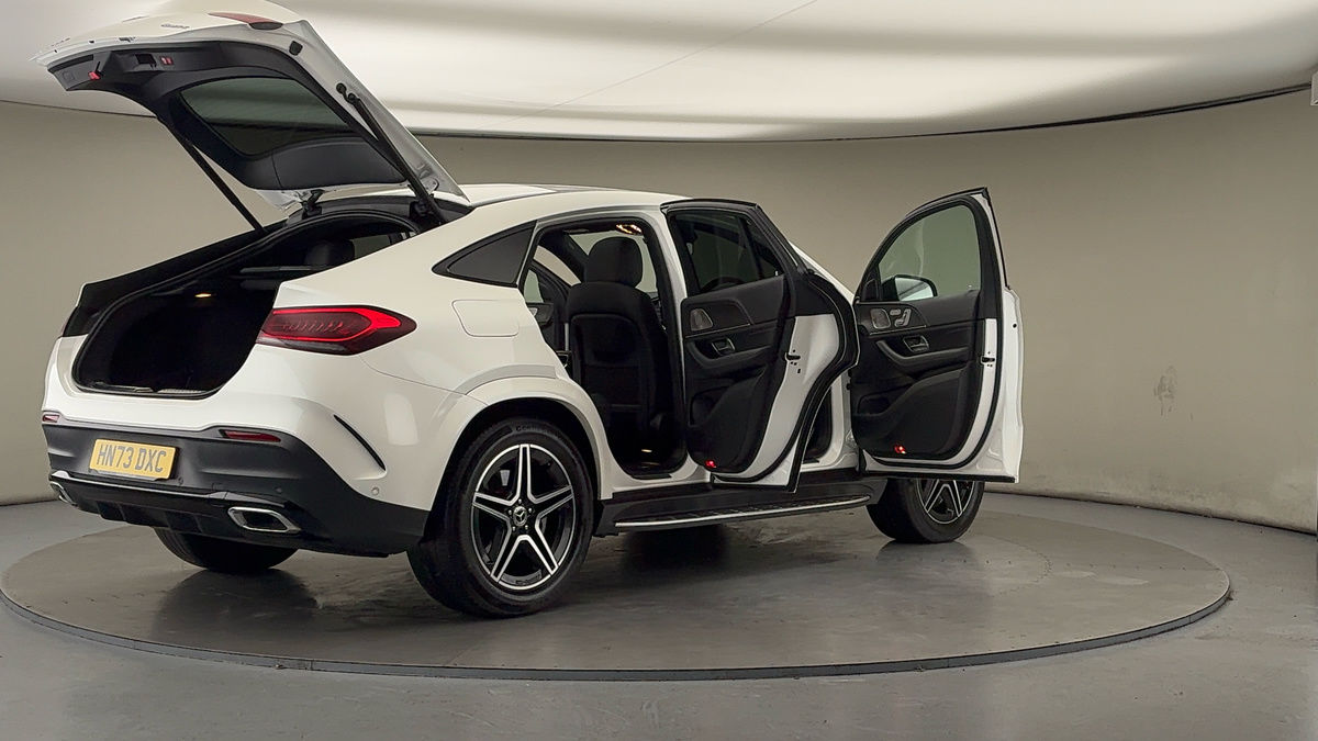 More views of Mercedes-Benz GLE