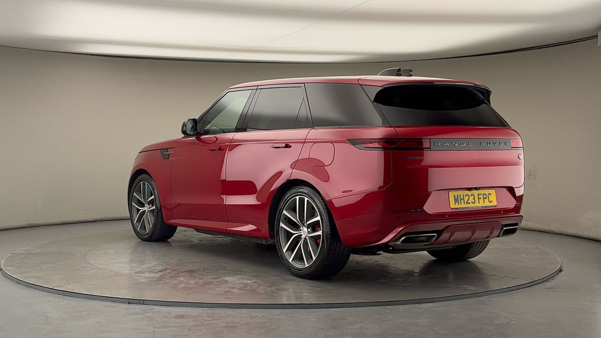 Land Rover Range Rover Sport Image 2