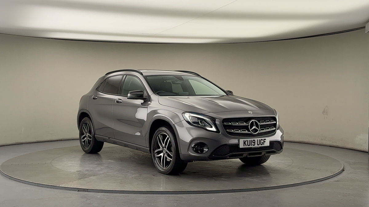 Mercedes-Benz GLA Sticky Header Image
