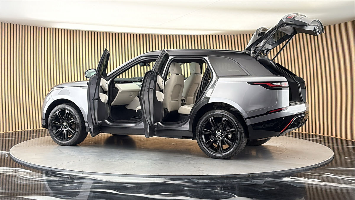 More views of Land Rover Range Rover Velar