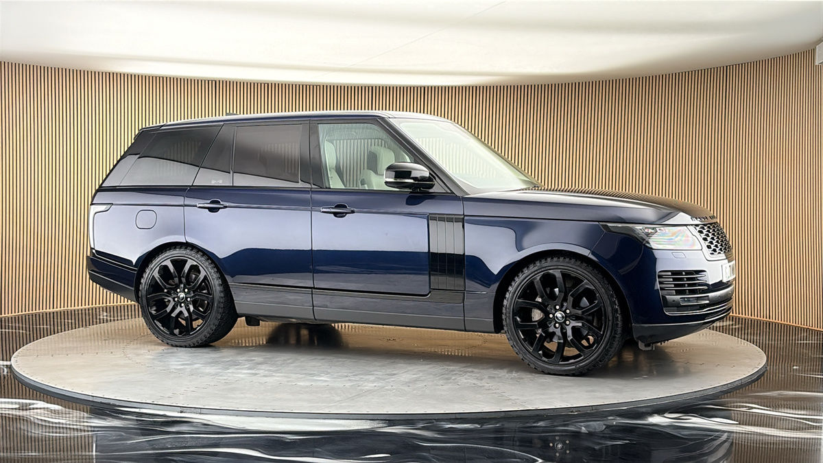 More views of Land Rover Range Rover