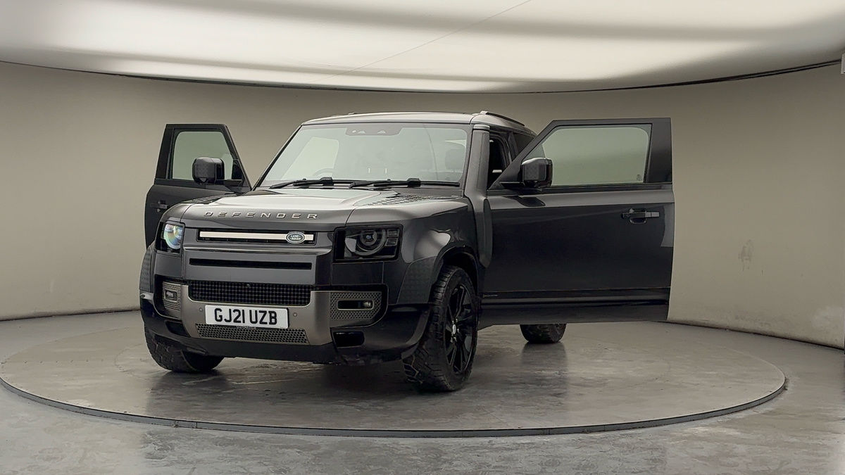 More views of Land Rover Defender 90