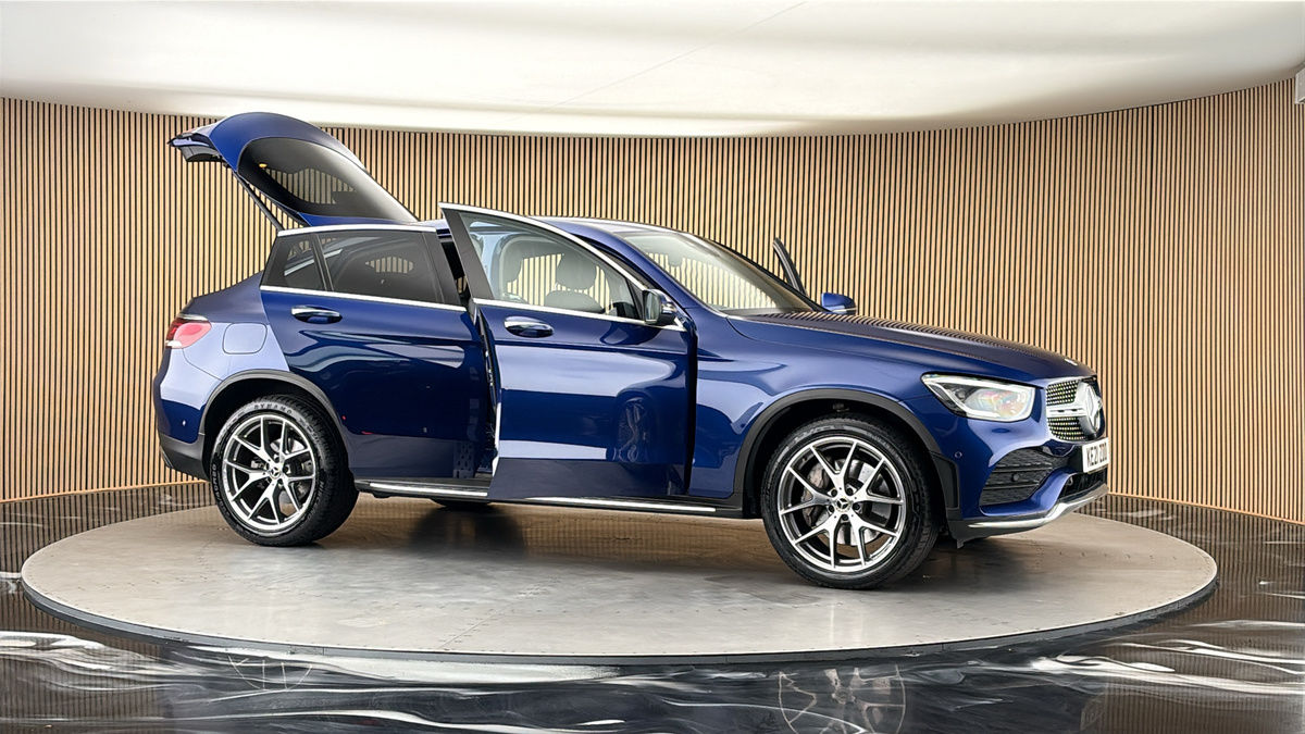 More views of Mercedes-Benz GLC