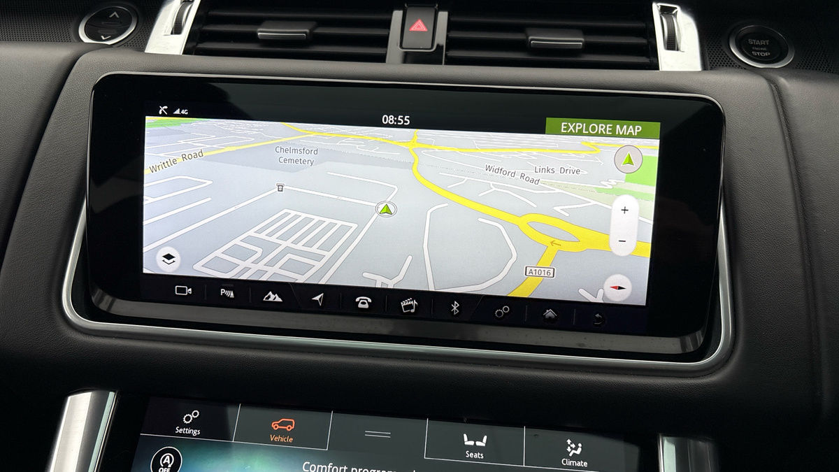 Land Rover Range Rover Sport Image 17