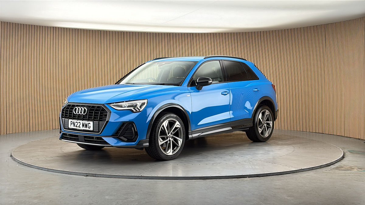 Audi Q3 Image 20
