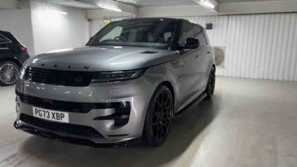 More views of Land Rover Range Rover Sport