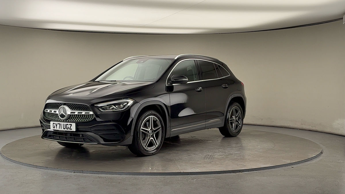 More views of Mercedes-Benz GLA