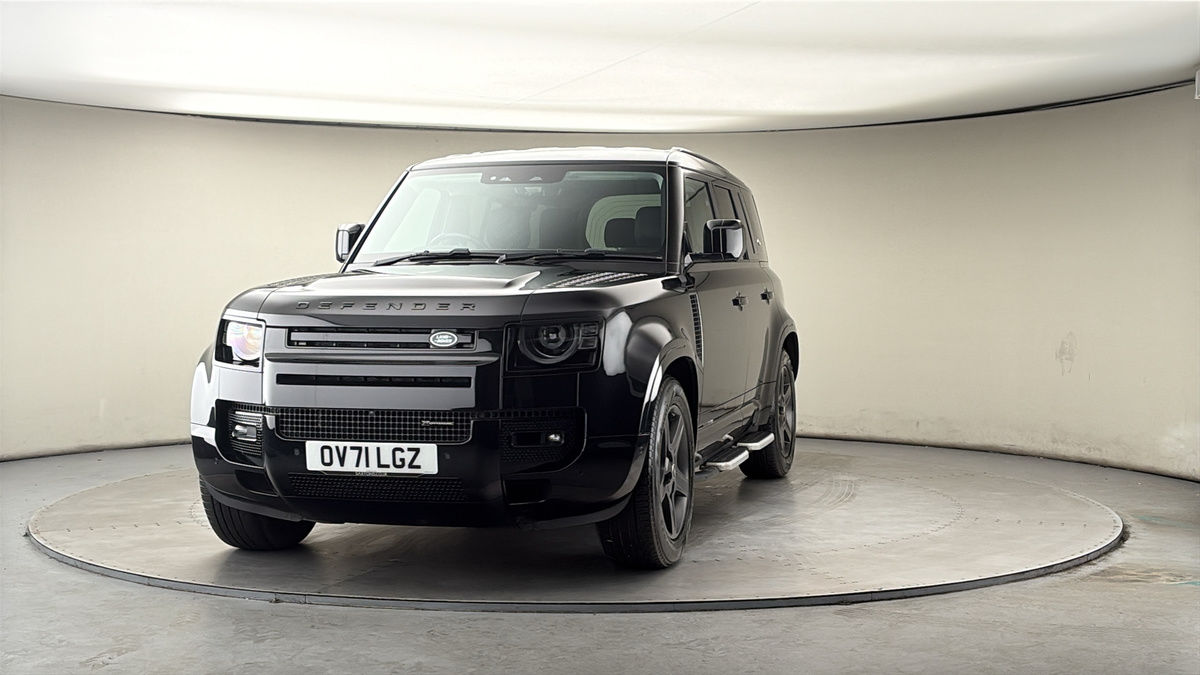 More views of Land Rover Defender 110