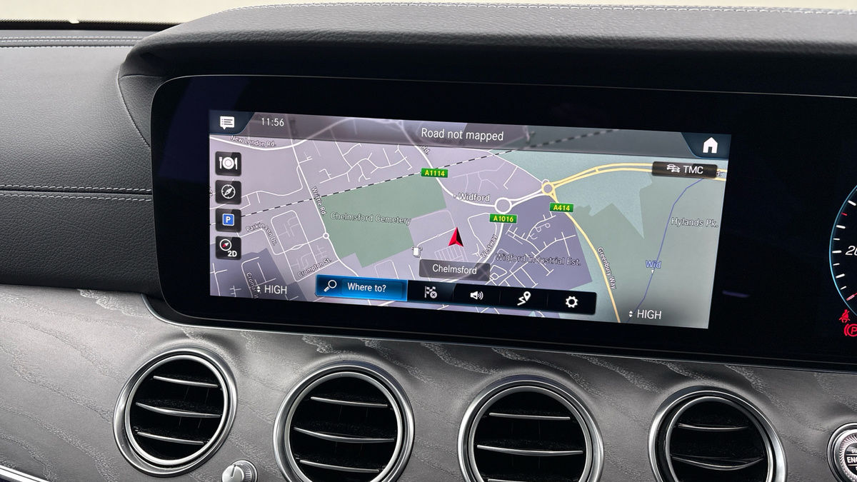 Mercedes-Benz E Class Image 17