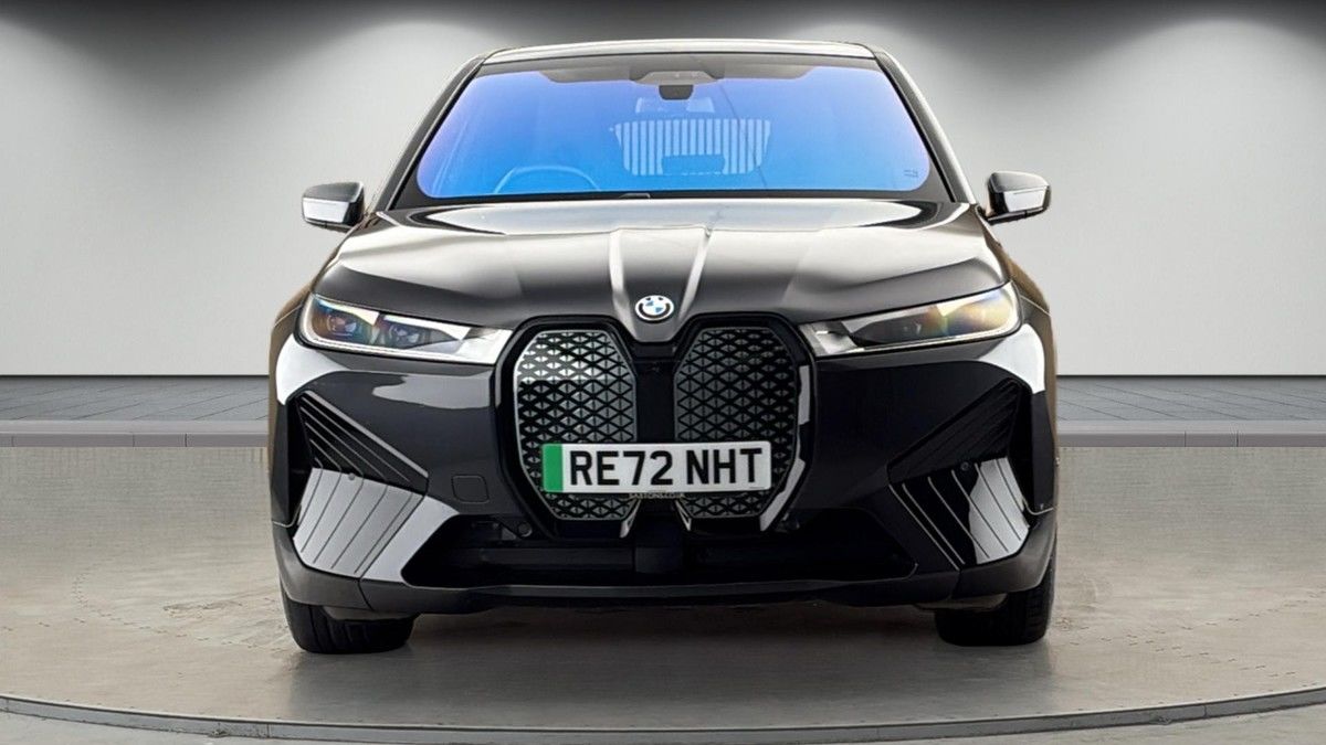 BMW iX Image 3