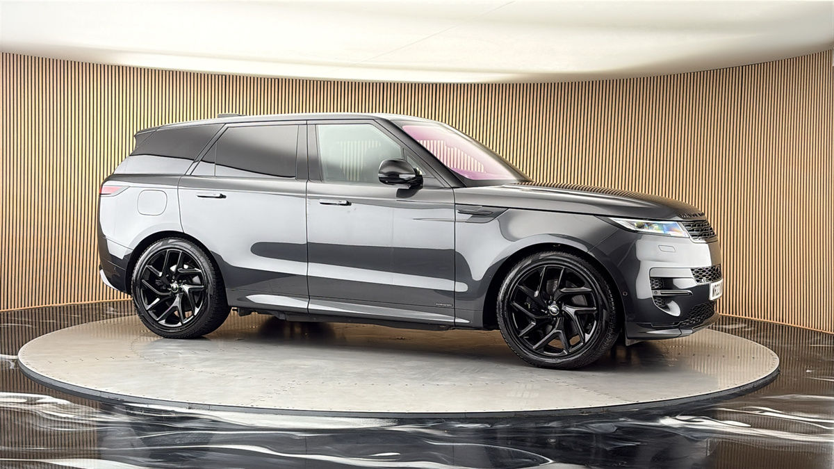 More views of Land Rover Range Rover Sport