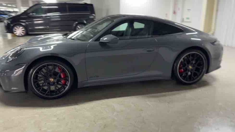 More views of Porsche 911