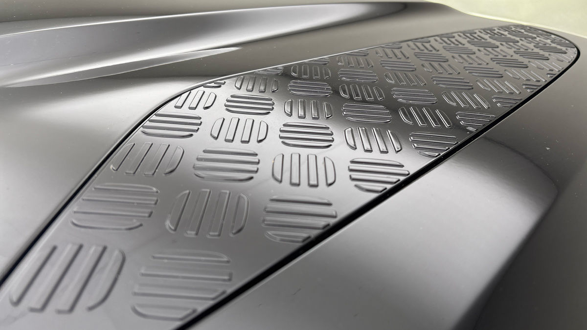 Land Rover Defender 90 Image 8