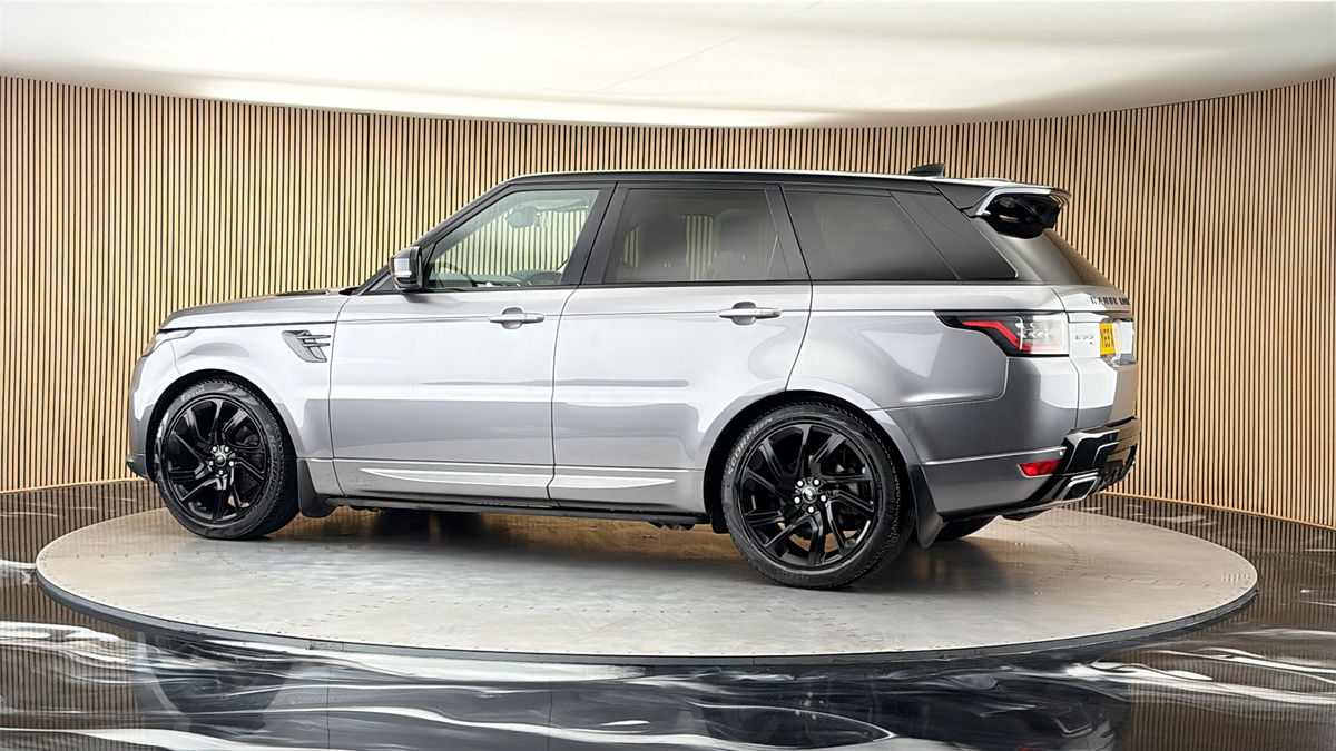 More views of Land Rover Range Rover Sport