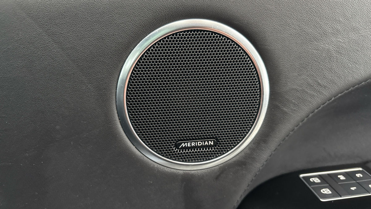 Land Rover Range Rover Sport Image 25