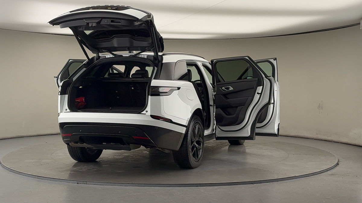 More views of Land Rover Range Rover Velar