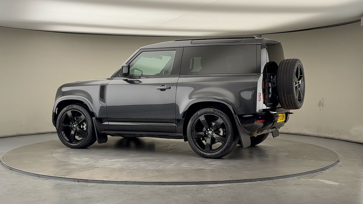 More views of Land Rover Defender 90